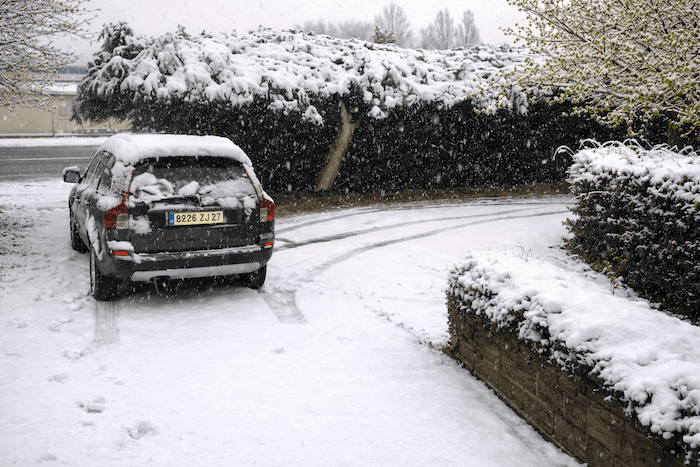 Les montagnes russes d'avril... Neige il y a 13 ans et 30°C cette semaine !