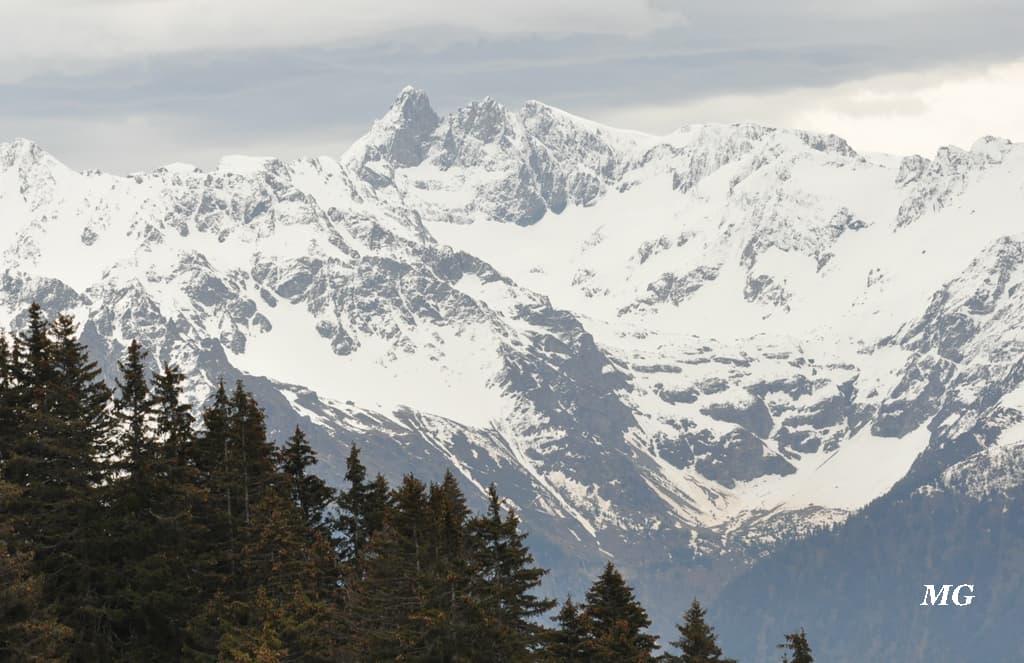 En pleine saison du " blanc" sur le massif de Belledonne !!!
