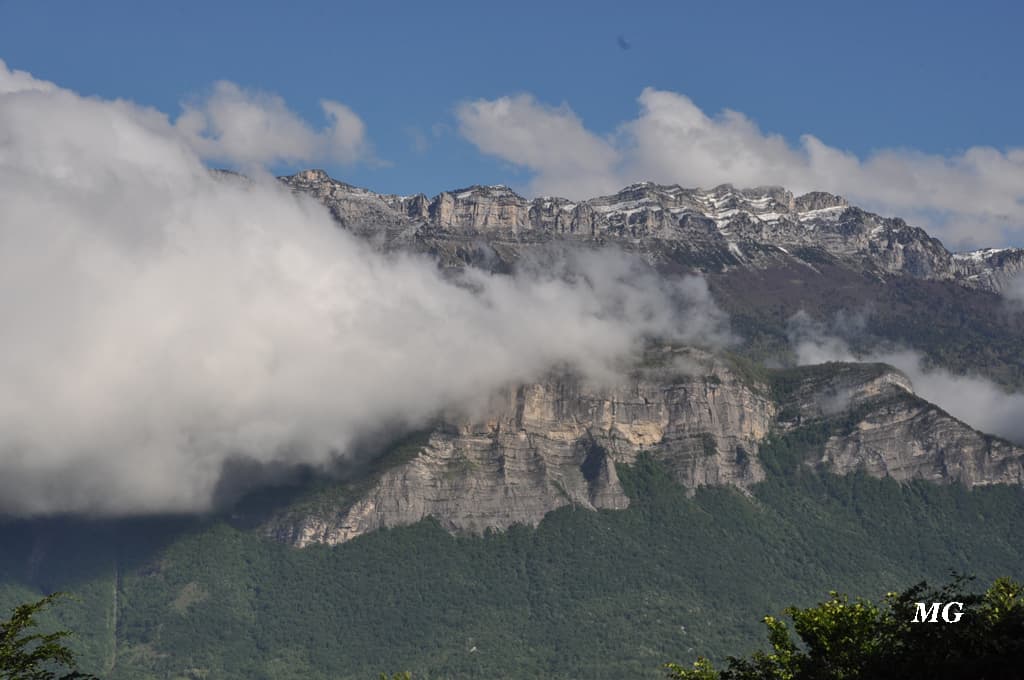 Entre nuages et éclaircie sur le massif de la  Chartreuse !!!