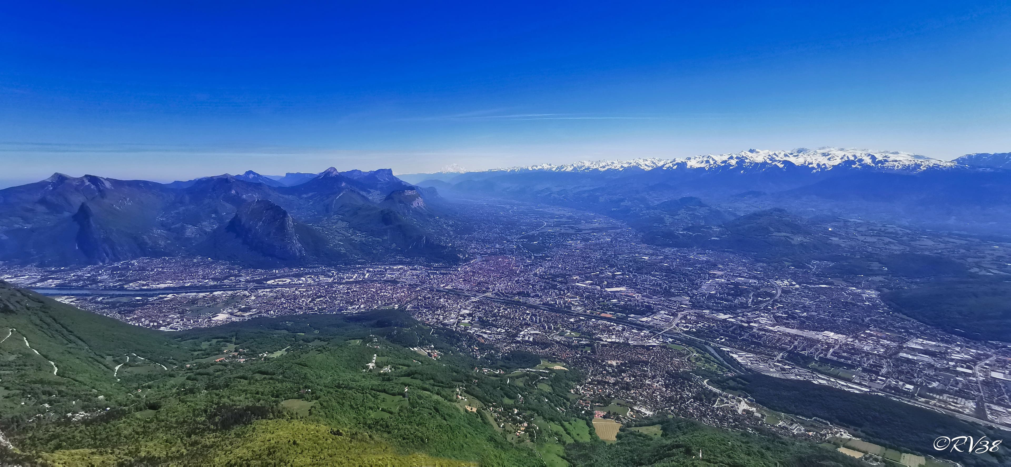 Grenoble et plus depuis le Moucherotte