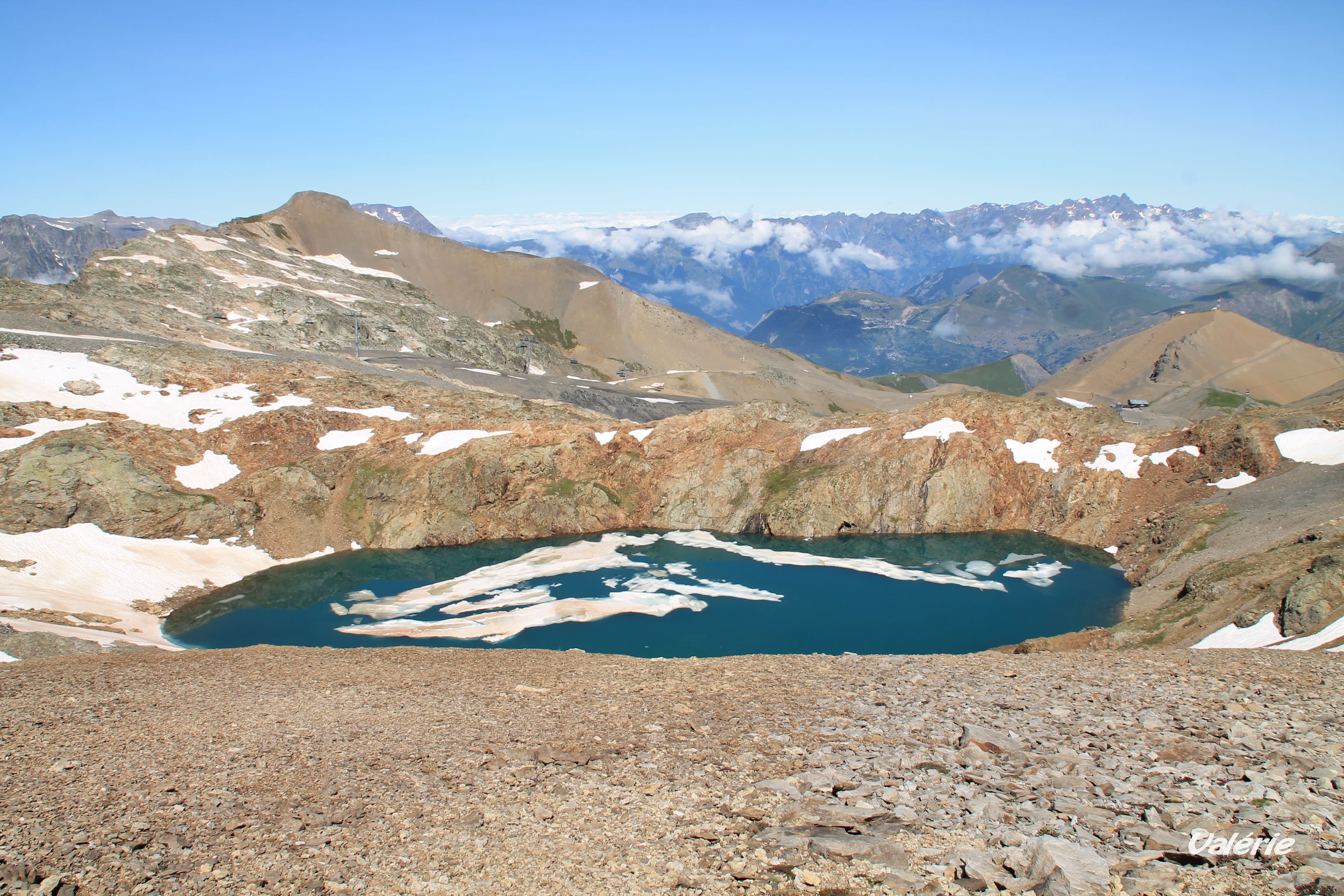 Lac noir et Massif de Belledonne