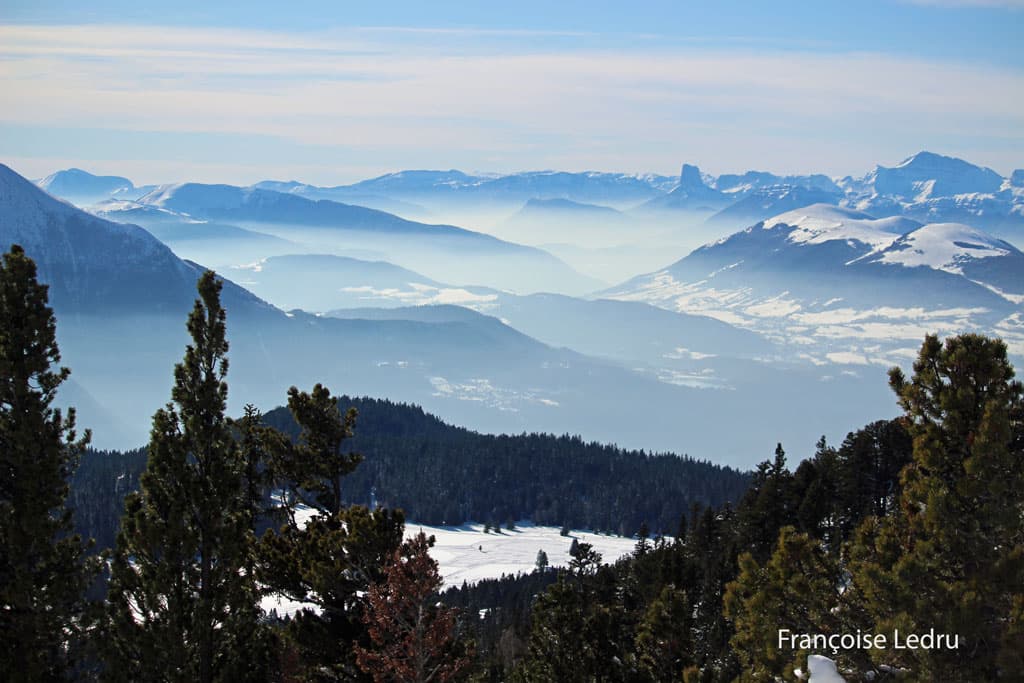 Vue vers le mont Aiguille