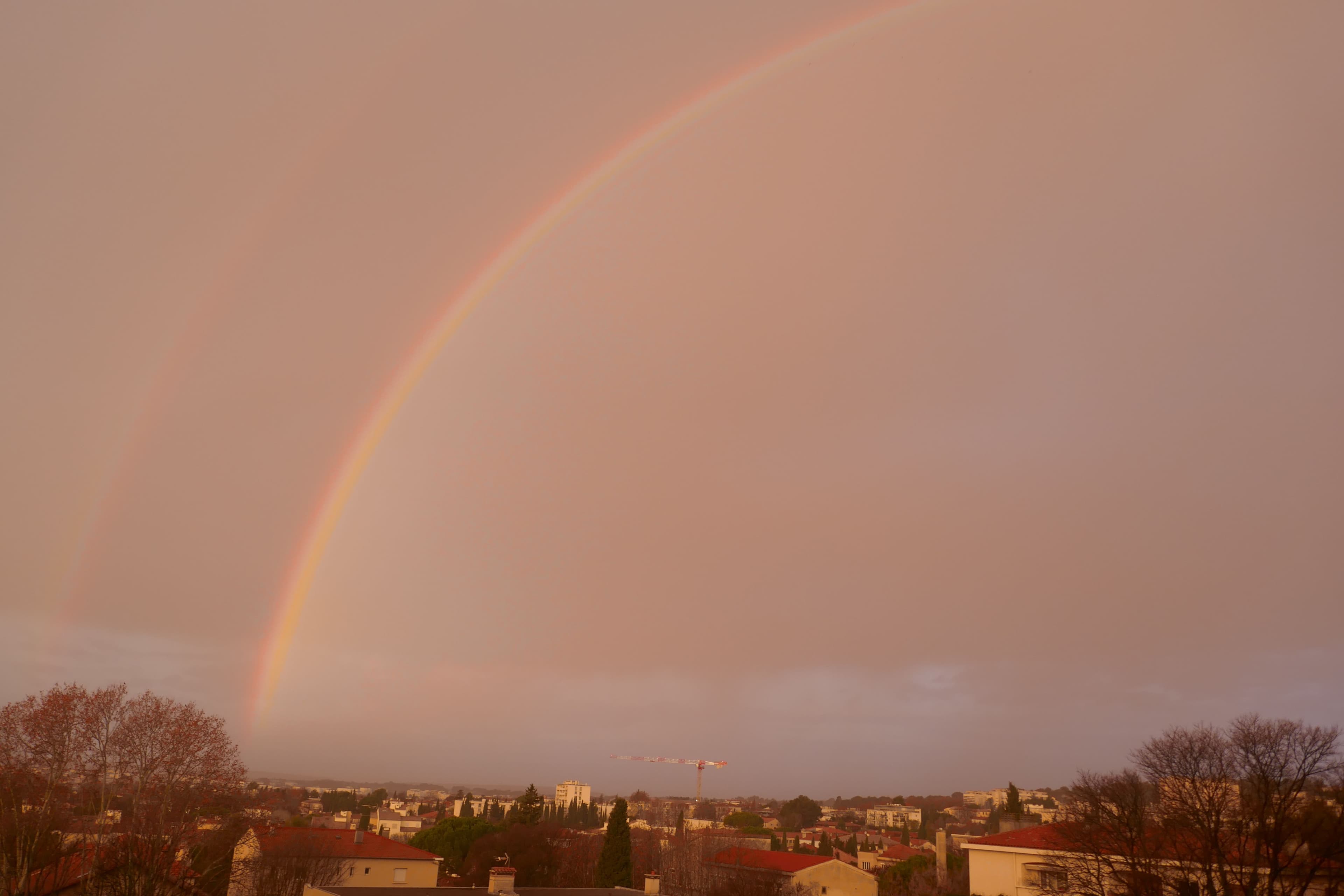 arc en ciel du matin