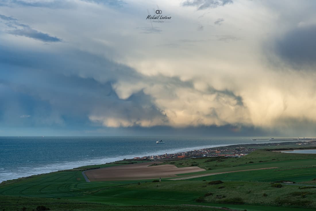 Ciel de traine sur la Côte d'Opale - Photo par Mickaël Lootens