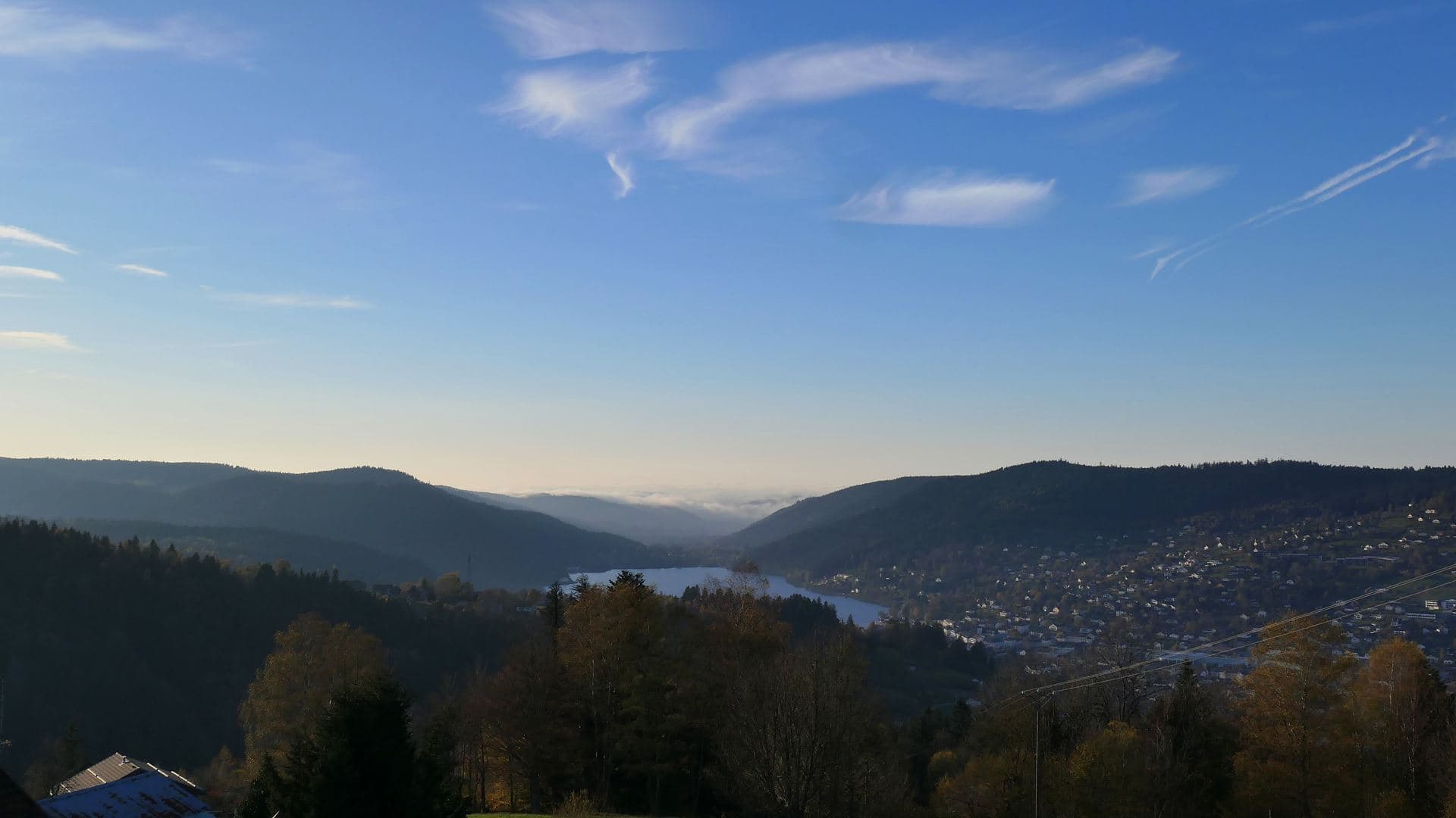 Mer de nuages au loin