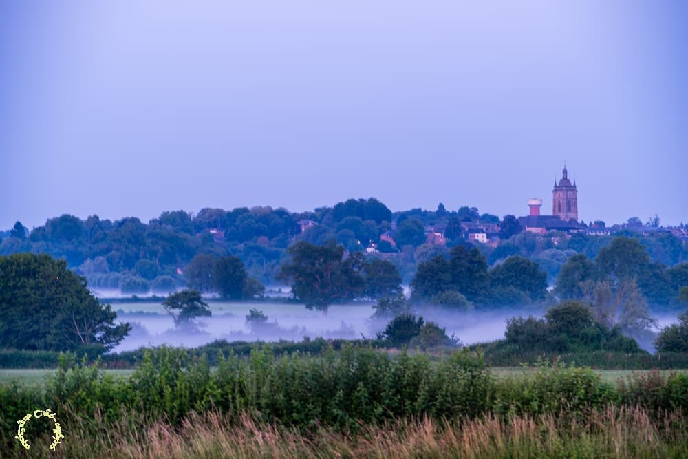 Un soupçon de brume à l'aube