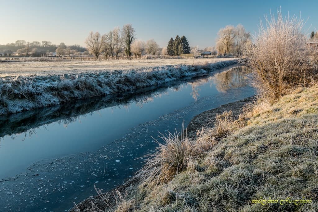 Glace de rivière -II